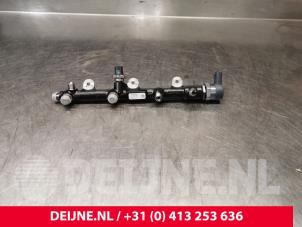 Used Fuel injector nozzle Renault Trafic (1FL/2FL/3FL/4FL) 2.0 dCi 16V 130 Price € 90,75 Inclusive VAT offered by van Deijne Onderdelen Uden B.V.