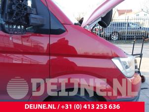 Used Front wing, right Volkswagen Crafter (SY) 2.0 TDI Price € 242,00 Inclusive VAT offered by van Deijne Onderdelen Uden B.V.