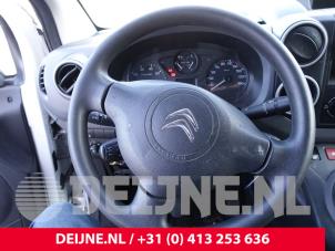 Used Left airbag (steering wheel) Citroen Berlingo 1.6 BlueHDI 75 Price on request offered by van Deijne Onderdelen Uden B.V.