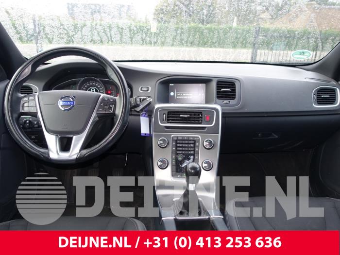 Airbag set + dashboard z Volvo V60 I (FW/GW) 1.6 DRIVe 2014