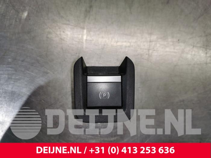 Gebrauchte Handbremse Schalter Opel Combo Cargo 1.6 CDTI 75 Preis € 36,30 Mit Mehrwertsteuer angeboten von van Deijne Onderdelen Uden B.V.