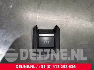 Gebrauchte Handbremse Schalter Opel Combo Cargo 1.6 CDTI 75 Preis € 36,30 Mit Mehrwertsteuer angeboten von van Deijne Onderdelen Uden B.V.