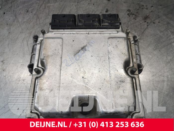 Used Engine management computer Renault Master II (FD/HD) 2.5 dCi 16V Price € 181,50 Inclusive VAT offered by van Deijne Onderdelen Uden B.V.