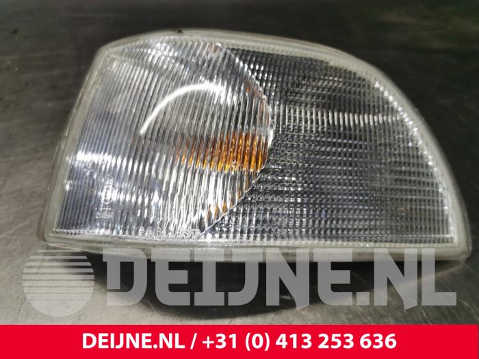 Używane Kierunkowskaz prawy Volvo C70 (NK) 2.5 Turbo LPT 20V Cena € 25,00 Procedura marży oferowane przez van Deijne Onderdelen Uden B.V.