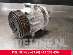 Usagé Pompe clim Renault Master III (ED/HD/UD) 2.5 dCi 150 FAP Prix € 108,90 Prix TTC proposé par van Deijne Onderdelen Uden B.V.