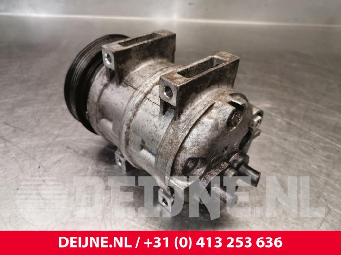 Air conditioning pump from a Volvo C70 (NC) 2.0 T 20V 2002