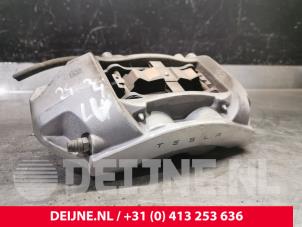 Used Front brake calliper, left Tesla Model 3 EV AWD Price € 151,25 Inclusive VAT offered by van Deijne Onderdelen Uden B.V.