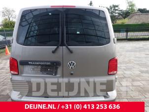 Usados Puerta trasera furgoneta Volkswagen Transporter T6 2.0 TDI 150 Precio € 726,00 IVA incluido ofrecido por van Deijne Onderdelen Uden B.V.