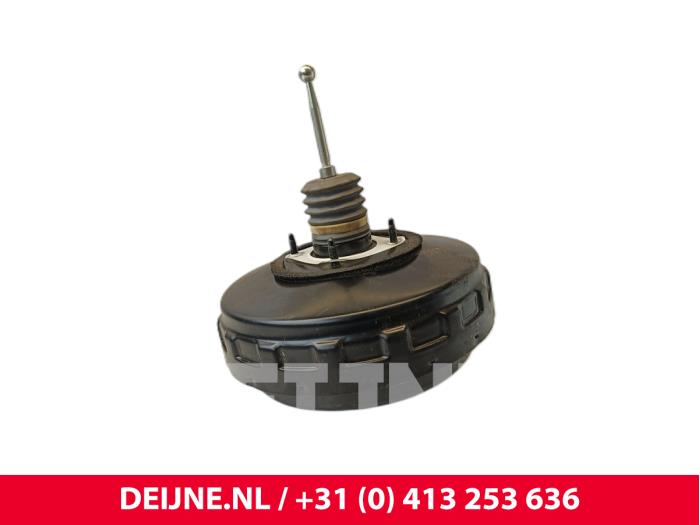 Usados Servofreno Volkswagen Transporter T6 2.0 TDI 150 Precio € 151,25 IVA incluido ofrecido por van Deijne Onderdelen Uden B.V.