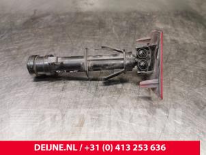 Used Headlight washer Volkswagen Crafter (SY) 2.0 TDI Price € 42,35 Inclusive VAT offered by van Deijne Onderdelen Uden B.V.