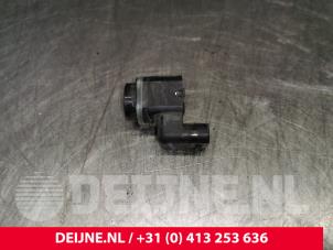 Usagé Capteur PDC Volvo V70 (BW) 1.6 T4 16V Prix € 20,00 Règlement à la marge proposé par van Deijne Onderdelen Uden B.V.