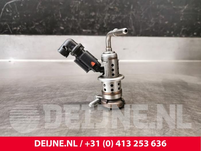 Używane Pompa AdBlue Citroen Berlingo 1.6 BlueHDI 75 Cena € 60,50 Z VAT oferowane przez van Deijne Onderdelen Uden B.V.
