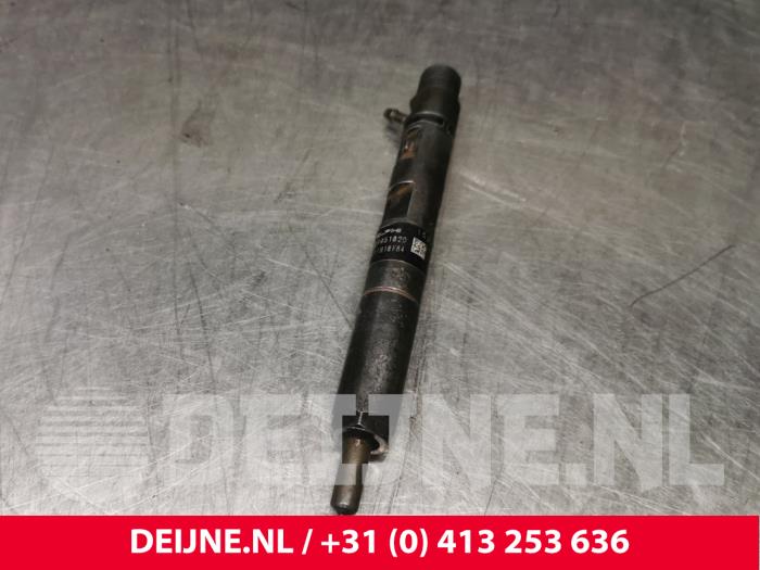 Usagé Injecteurs Renault Kangoo Express (FW) 1.5 dCi 90 FAP Prix € 72,60 Prix TTC proposé par van Deijne Onderdelen Uden B.V.