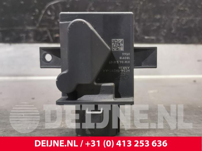 Used Adblue Computer Ford Transit Custom 2.0 TDCi 16V Eco Blue 105 Price € 42,35 Inclusive VAT offered by van Deijne Onderdelen Uden B.V.