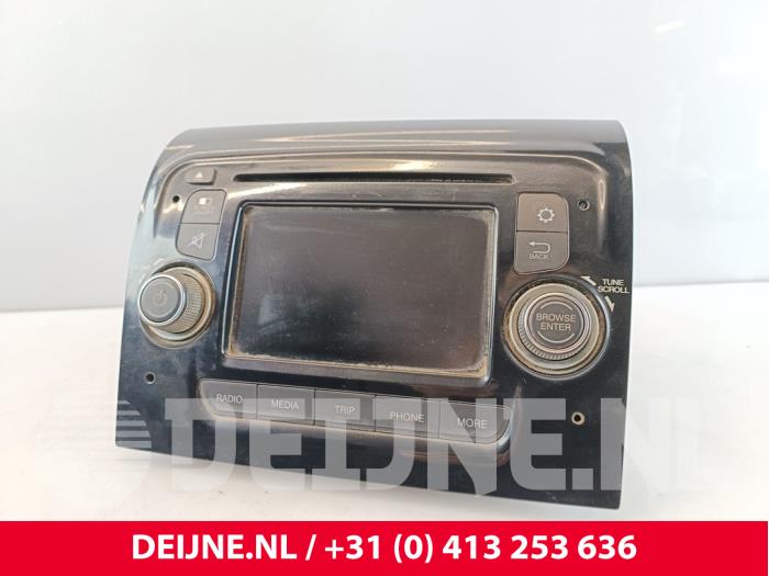 Begagnade Radio Peugeot Boxer (U9) 2.2 HDi 130 Euro 5 Pris € 423,50 Inklusive moms erbjuds av van Deijne Onderdelen Uden B.V.