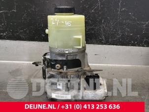 Used Power steering pump Renault Trafic (1FL/2FL/3FL/4FL) 1.6 dCi 90 Price € 332,75 Inclusive VAT offered by van Deijne Onderdelen Uden B.V.