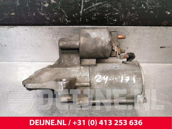 Used Starter Volvo V70 (BW) 2.0 16V Flexifuel Price € 50,00 Margin scheme offered by van Deijne Onderdelen Uden B.V.