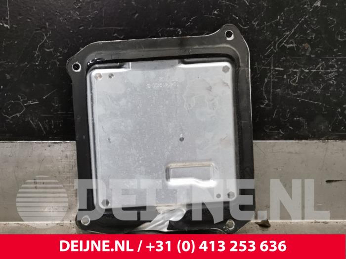 Używane Modul centralnego zamka Tesla Model X EV AWD Cena € 151,25 Z VAT oferowane przez van Deijne Onderdelen Uden B.V.