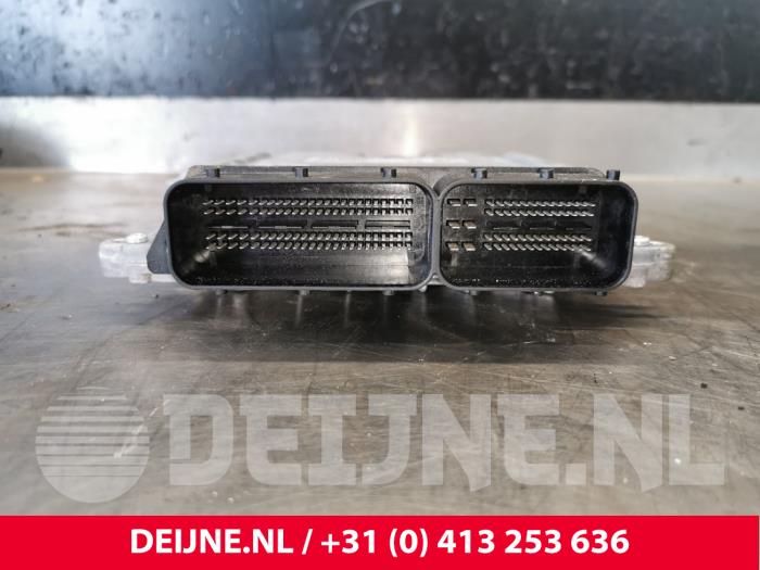 Used Engine management computer Volvo V60 I (FW/GW) 2.4 D6 20V Plug-in Hybrid AWD Price € 75,00 Margin scheme offered by van Deijne Onderdelen Uden B.V.