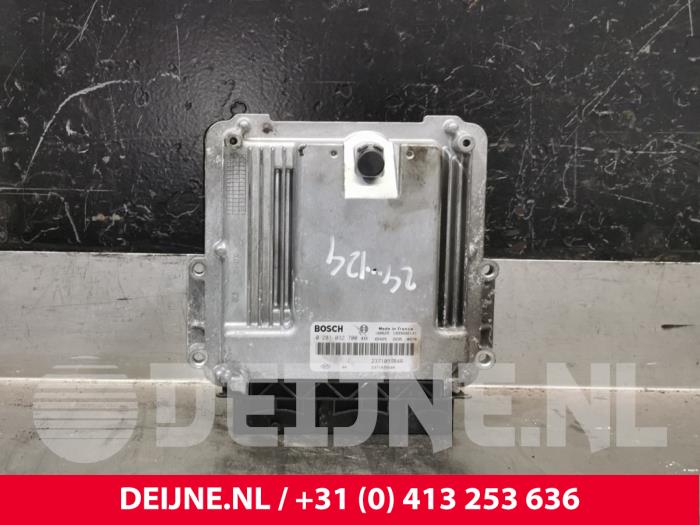 Used Engine management computer Opel Vivaro 1.6 CDTI BiTurbo 140 Price € 211,75 Inclusive VAT offered by van Deijne Onderdelen Uden B.V.