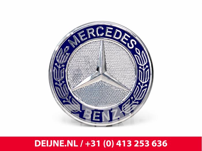 Nya Emblem Mercedes Vito Pris € 32,67 Inklusive moms erbjuds av van Deijne Onderdelen Uden B.V.
