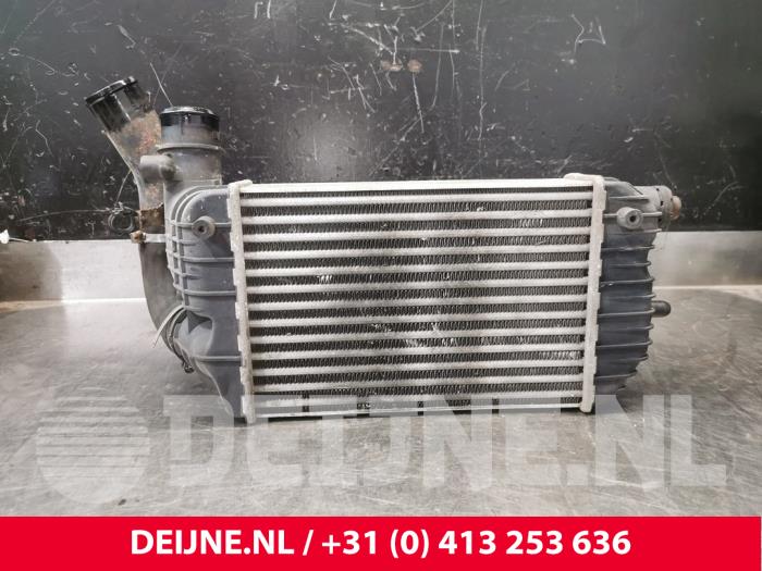 Gebrauchte Ladeluftkühler Fiat Ducato (243/244/245/247) 2.8 JTD Preis € 48,40 Mit Mehrwertsteuer angeboten von van Deijne Onderdelen Uden B.V.