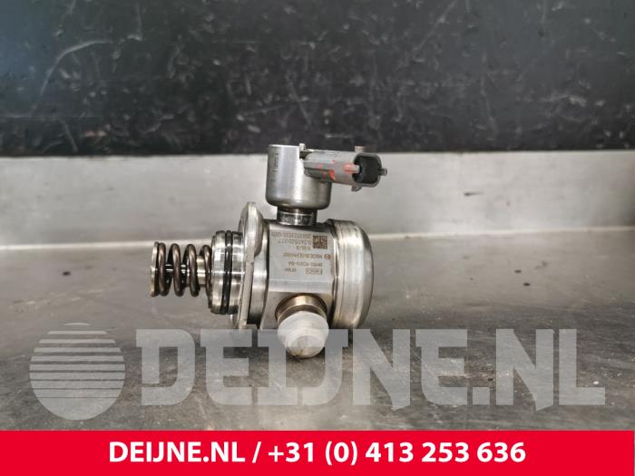 Begagnade Högtryckspump Volvo V40 (MV) 1.6 T2 GTDi 16V Pris € 125,00 Marginaltabell erbjuds av van Deijne Onderdelen Uden B.V.