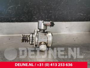 Usados Bomba de alta presión Volvo V40 (MV) 1.6 T2 GTDi 16V Precio € 125,00 Norma de margen ofrecido por van Deijne Onderdelen Uden B.V.
