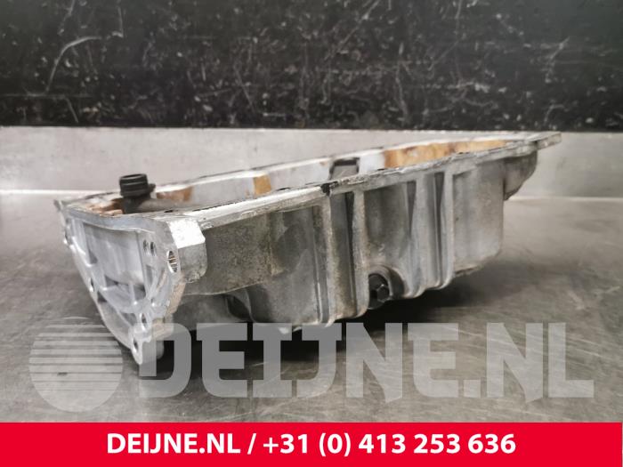 Usagé Couvercle carter Volvo V40 (MV) 1.6 T2 GTDi 16V Prix € 125,00 Règlement à la marge proposé par van Deijne Onderdelen Uden B.V.