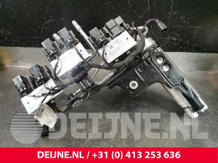 Usagé Déshydrateur clim Cupra Born 58 Prix € 242,00 Prix TTC proposé par van Deijne Onderdelen Uden B.V.