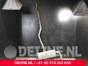 Begagnade Ljuddämpare, mitten + bak Volvo V60 II (ZW) 2.0 D3 16V Pris € 250,00 Marginaltabell erbjuds av van Deijne Onderdelen Uden B.V.