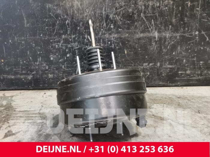 Usados Servofreno Ford Transit Custom 2.0 TDCi 16V Eco Blue 105 Precio € 84,70 IVA incluido ofrecido por van Deijne Onderdelen Uden B.V.