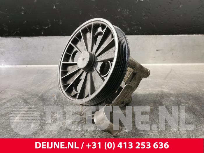 Usagé Pompe direction assistée Volvo S60 I (RS/HV) 2.4 20V 140 Prix € 75,00 Règlement à la marge proposé par van Deijne Onderdelen Uden B.V.