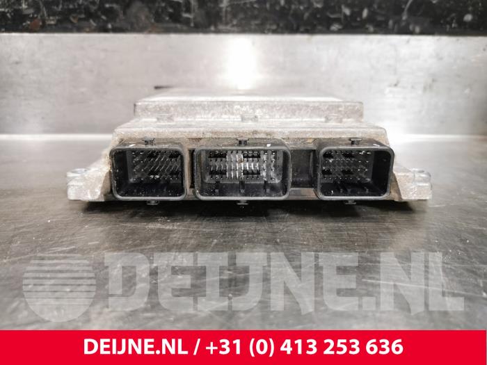 Engine management computer from a Ford Transit 2.2 TDCi 16V 2007