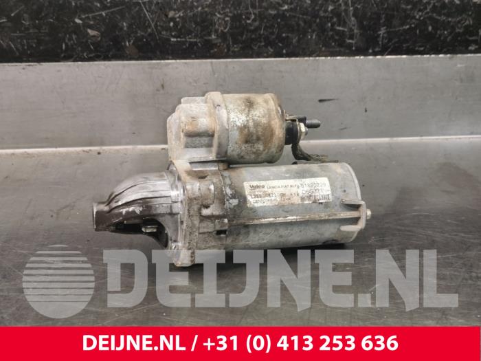Używane Rozrusznik Fiat Doblo Cargo (263) 1.3 D Multijet Cena € 54,45 Z VAT oferowane przez van Deijne Onderdelen Uden B.V.