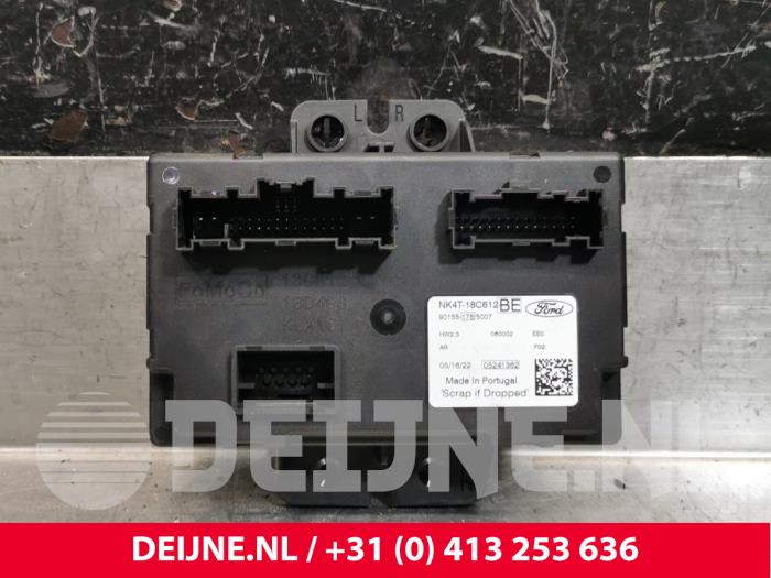 Używane Modul keyless vehicle Ford Transit E-Transit 68 kWh Cena € 181,50 Z VAT oferowane przez van Deijne Onderdelen Uden B.V.