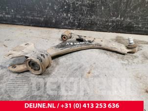 Begagnade Främre undre gaffelben, höger Volvo V40 (MV) 2.0 D2 16V Pris € 50,00 Marginaltabell erbjuds av van Deijne Onderdelen Uden B.V.