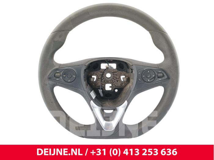 Używane Kierownica Opel Combo Cargo 1.5 CDTI 100 Cena € 96,80 Z VAT oferowane przez van Deijne Onderdelen Uden B.V.