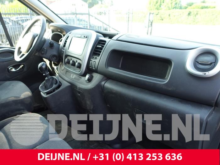 Używane Panel Fiat Talento 1.6 MultiJet Biturbo 120 Cena € 484,00 Z VAT oferowane przez van Deijne Onderdelen Uden B.V.