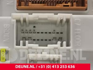 Module électronique central d'un Volvo V40 (MV) 1.6 T3 GTDi 16V 2012