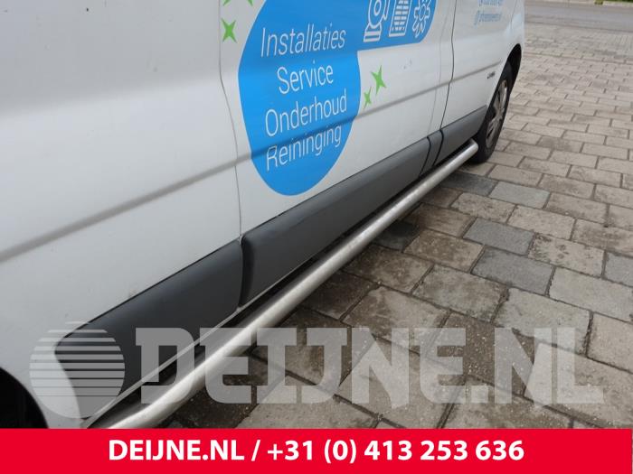 Używane Panel boczny Nissan Primastar 2.0 dCi 120 Cena € 181,50 Z VAT oferowane przez van Deijne Onderdelen Uden B.V.