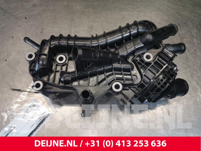 Begagnade Termostathus Volvo XC40 (XZ) 1.5 T4 Plug-in Hybrid 12V Pris € 84,70 Inklusive moms erbjuds av van Deijne Onderdelen Uden B.V.