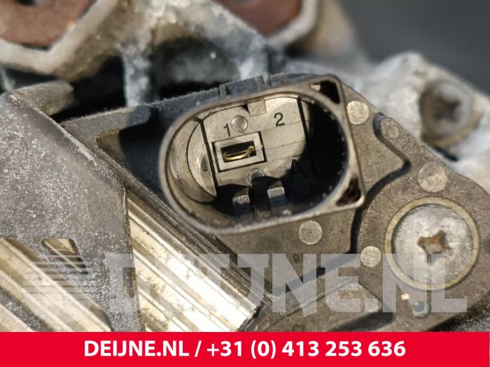 Dynamo van een Volvo V60 I (FW/GW) 2.0 T4 16V 2018