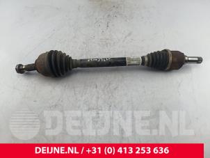 Usagé Arbre de transmission avant gauche Opel Vivaro 1.5 CDTI 102 Prix € 296,45 Prix TTC proposé par van Deijne Onderdelen Uden B.V.
