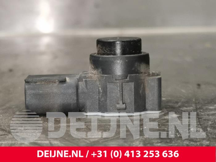 Usados Sensor PDC Citroen Jumpy 2.0 Blue HDI 120 Precio € 24,20 IVA incluido ofrecido por van Deijne Onderdelen Uden B.V.