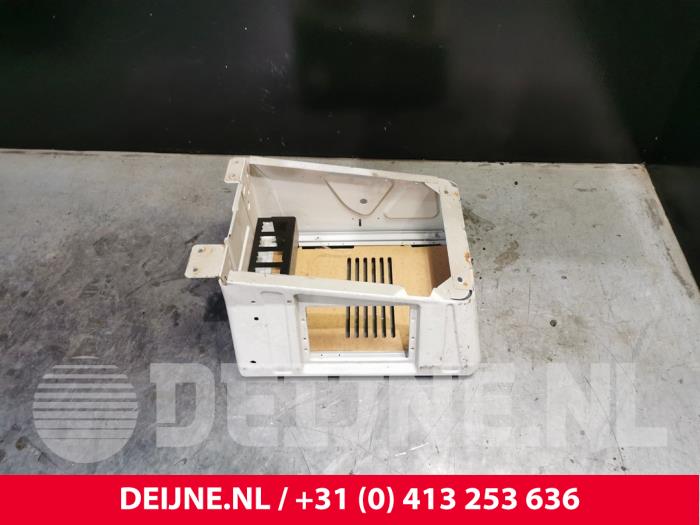 Begagnade Sätesram Volkswagen LT II 2.5 TDi LWB 35/46 Pris € 48,40 Inklusive moms erbjuds av van Deijne Onderdelen Uden B.V.