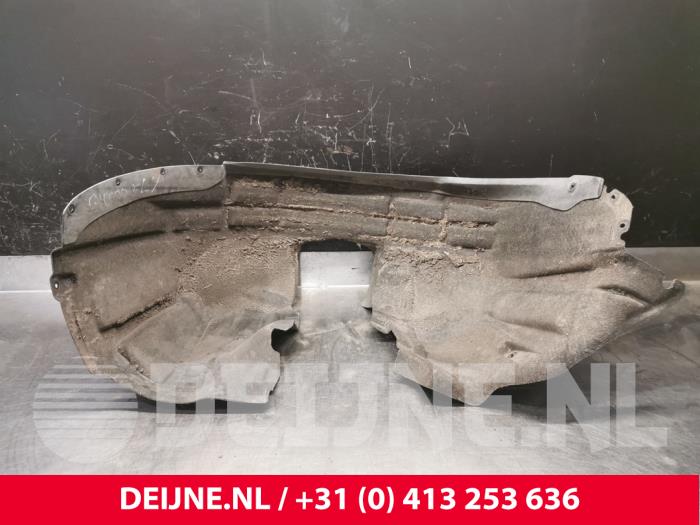 Używane Nadkole Volvo V60 I (FW/GW) 2.0 D3 16V Cena € 25,00 Procedura marży oferowane przez van Deijne Onderdelen Uden B.V.