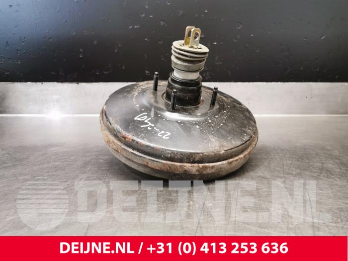 Usagé Servo frein Ford Transit Connect 1.8 TDCi 90 Prix € 48,40 Prix TTC proposé par van Deijne Onderdelen Uden B.V.