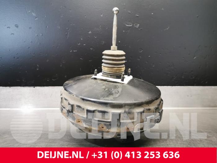 Usagé Servo frein Volkswagen Multivan T5 (7E/7HC/7HF/7HM) 2.0 TDI DRF Prix € 72,60 Prix TTC proposé par van Deijne Onderdelen Uden B.V.
