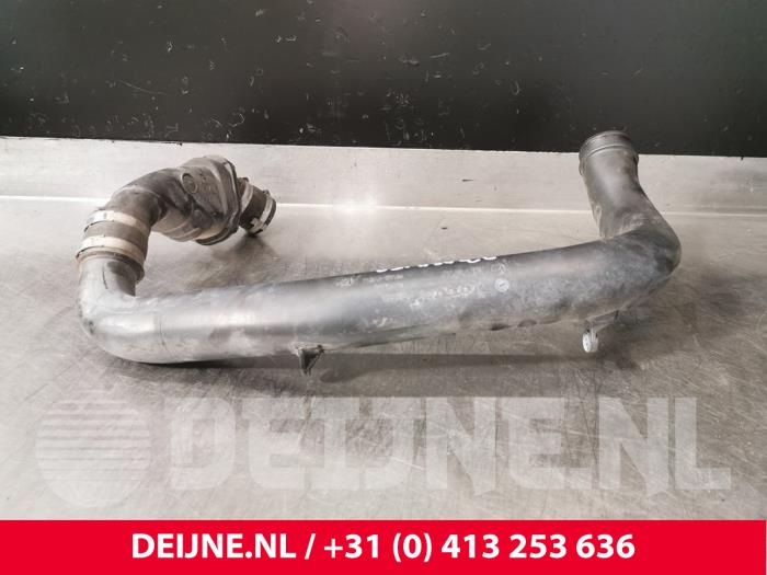 Gebrauchte Intercooler Rohr Volvo V70 (BW) 2.4 D 20V Preis € 90,00 Margenregelung angeboten von van Deijne Onderdelen Uden B.V.
